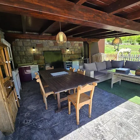 Pico La Holiday home Leon